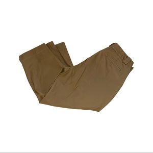 GAP | Khaki Capris